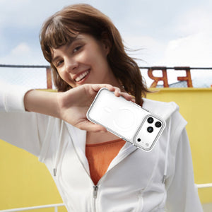 جراب LZEL MagCrystal Groove لهاتف iPhone 17 Pro Max - شفاف