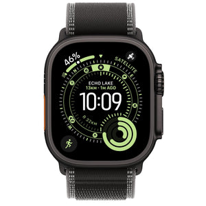 ساعة أبل ألترا 3 GPS + خلوية 49 مم، هيكل من التيتانيوم الأسود مع حلقة تتبع سوداء/فحمية - مقاس متوسط/كبير